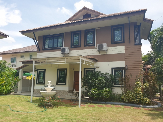 6 BD House Chiangmai for rent Ping Doi Lake Ville, Padad / บ้านเชียงใหม่ 6 ห้องนอนให้เช่า หมู่บ้านพิงค์ดอยเลควิว 6 ห้องนอน  ต.ป่าแดด